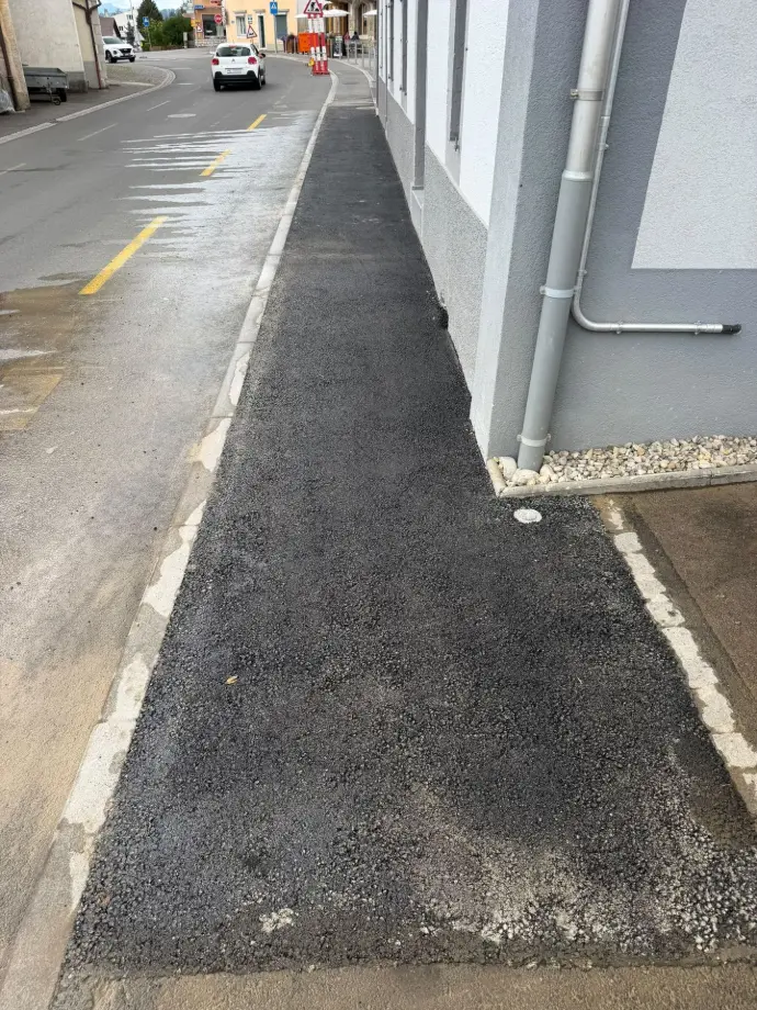 Réfection en enrobé après des travaux sur un réseau souterrain